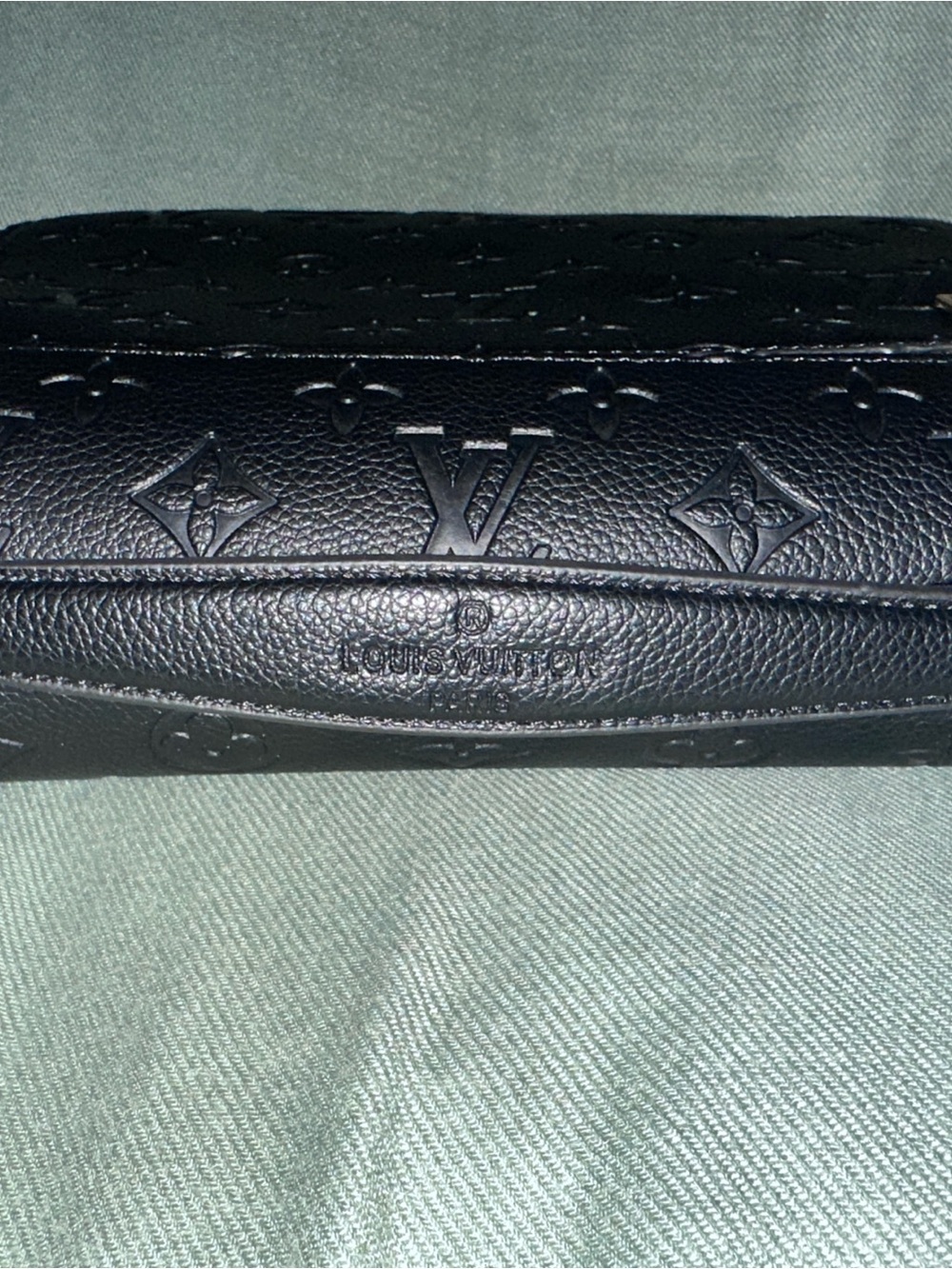 Black Crossbody Bag - Everyday Carry